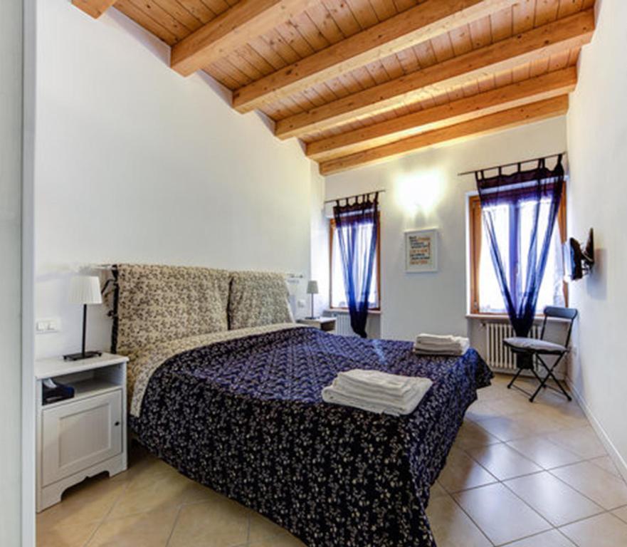 King Bed & Breakfast *